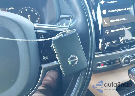 2020 Volvo S90 T6 Momentum из США, поврежденный, VIN LVYA22MK5LP164094